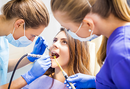 Uyesugi Dental